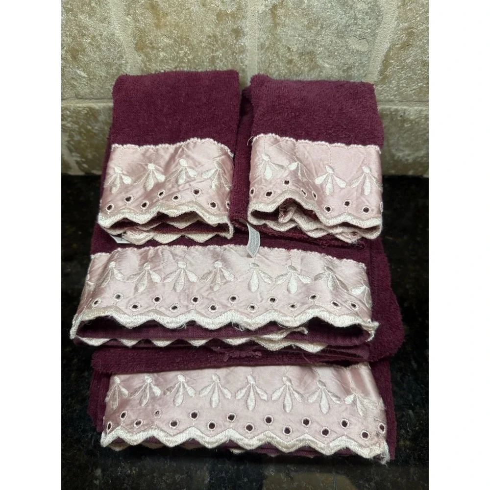 Vintage Cannon Towels Set Burgundy Pink Maroon‎ Satin Lace Trim Bathroom Linens
